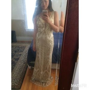 NWT Lucy Wang Long Gold Sequin Prom & Formal Dress